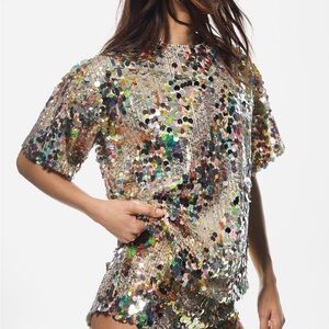 Booty shorts from Nasty Gal. Size 6. Never been worn.